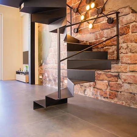 Solemar Sicilia - Penelope Lejlighed *