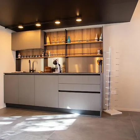 Solemar Sicilia - Penelope Lejlighed *