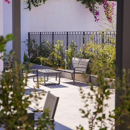 Solemar Sicilia - Penelope Lejlighed *